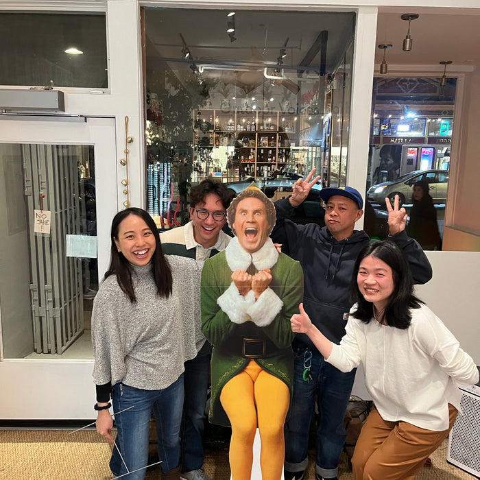 Sake Elves : The Team Helps You With Holiday Gift Giving